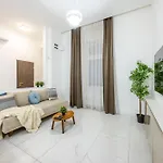 아파트 Exclusive Downtown Dream By Prestige Gallery 부다페스트