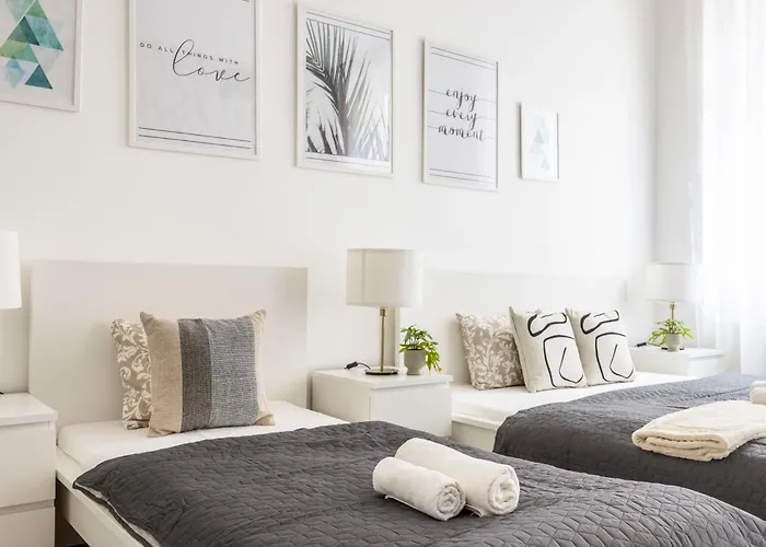 Exclusive Downtown Dream By Prestige Gallery Budapest