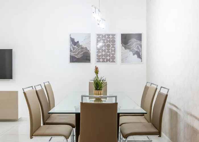 Exclusive Downtown Dream By Prestige Gallery Appartement